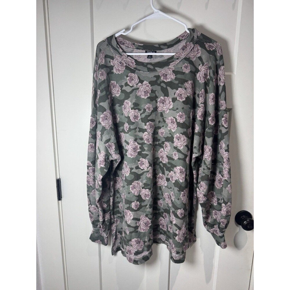 Torrid Camo Floral Waffle Knit Long Sleeve Top Size 2